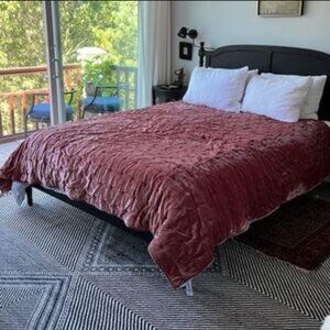 West Elm Quilt Crushed Velvet Tack Stitch Pink Grapefruit Queen